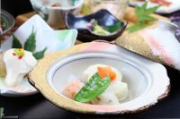 ■厳選素材で彩る季節の手作り創作料理_5蔵王山麓、仙台湾の恵みを、すべて手造りで食膳へお運びします。 新鮮な食材を、温かいものは温かいうちに、冷たいものは冷たいうちに召し上がっていただける様、 時間を考えてお出ししています。